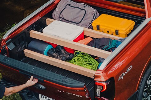 Equipaje organizado gracias al diseño funcional de la caja